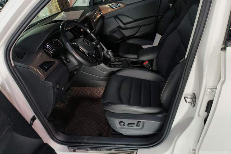 Used Volkswagen Tharu 2021 280TSI Two-Wheel-Drive Luxury Plus Edition