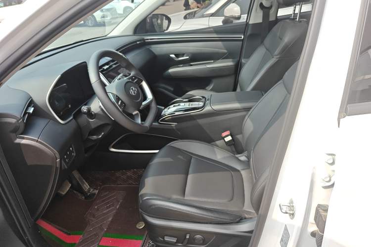 Used Hyundai Tucson 2023 Tucson L 1.5T Automatic Two-Wheel Drive GLX Elite Edition Left Front Seat