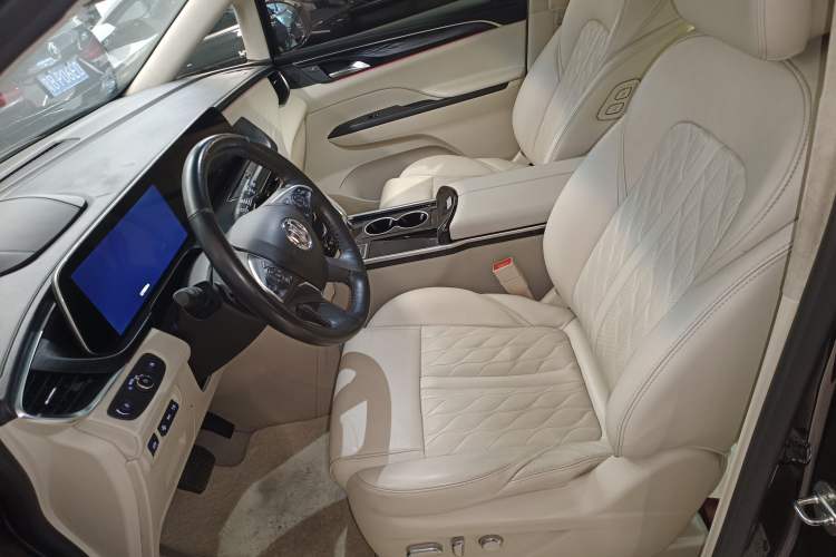 Used Buick GL8 2020 Avenir Avia Six-Seat Deluxe Edition