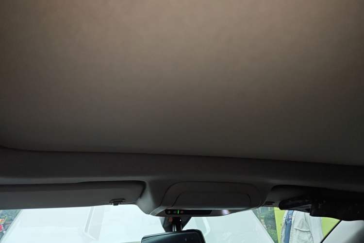 Used Cadillac XT4 2018 28T Two-Wheel-Drive Luxury Model