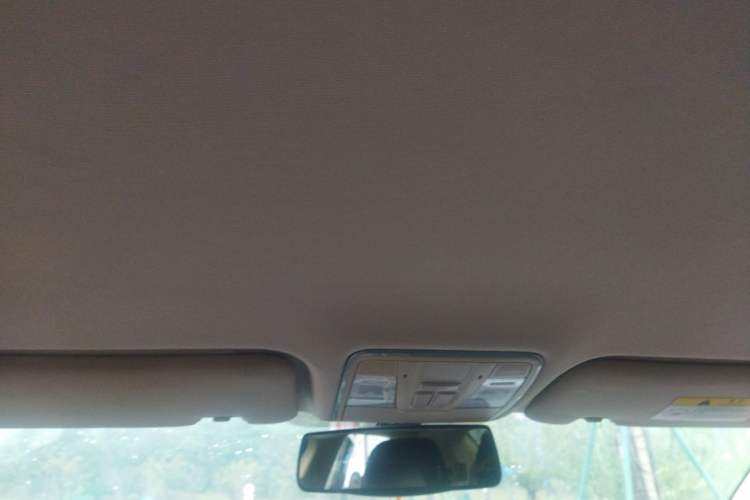 Used CHANGAN Raeton CC 2018 1.5T Automatic Elegant Version China V Standard
