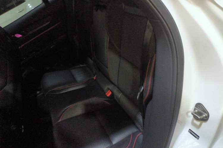 Used Lynk & Co 05 2020 2.0TD Four-Wheel Drive Genie Plus
