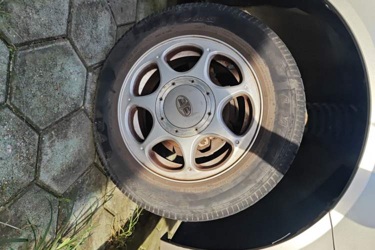 Used FAW Xiali 2012 N3 1.0L Sedan - Practical Model