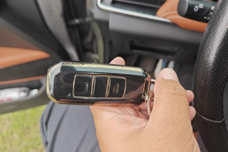 Used Baojun 510 2017 1.5L Manual Luxury Model Vehicle Key