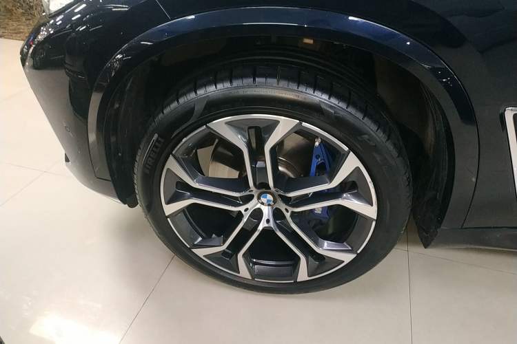 Used BMW X5 2022 Restyled xDrive 40Li Luxury Edition M Sport Package
