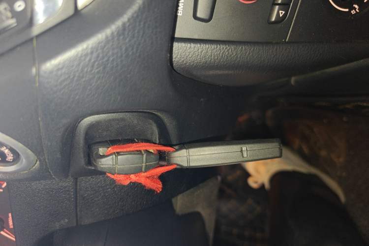 Used BMW X1 2014 sDrive18i Fashion Model Vehicle Key