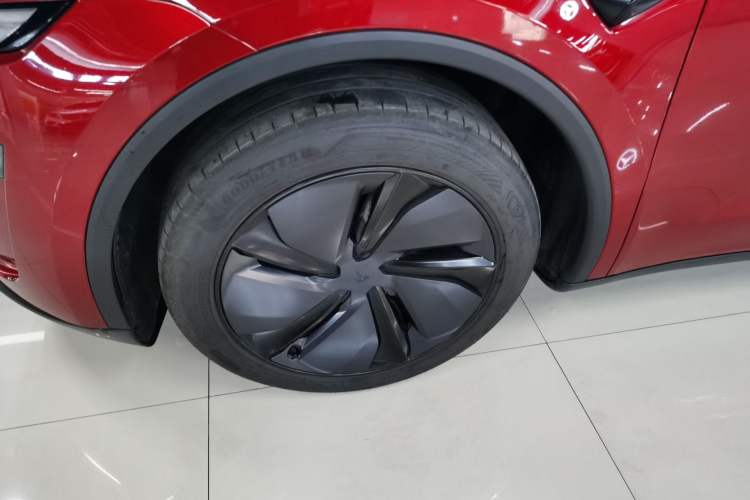Used Tesla Model Y 2025 Rear-Wheel Drive First Edition