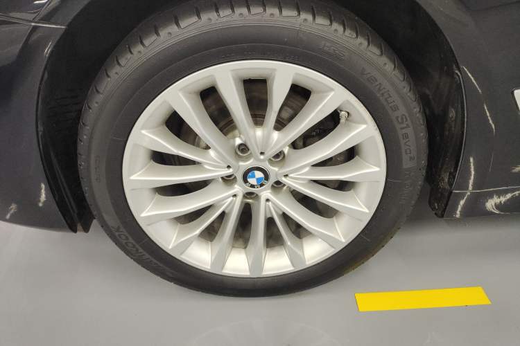 Used BMW 5 Series 2021 Updated Version 525Li Luxury Package