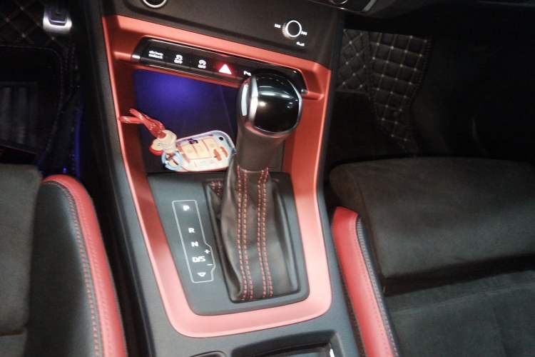 Used Audi Q3 2021 40 TFSI Fashion Dynamic Model