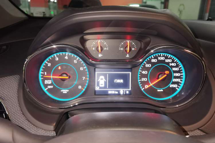 Used Chevrolet Cruze 2017 1.5L Automatic Pioneer Sunroof Edition