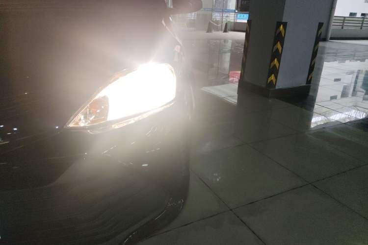 Used Toyota Vios 2017 1.5L CVT Innovation Edition Left Front Headlight
