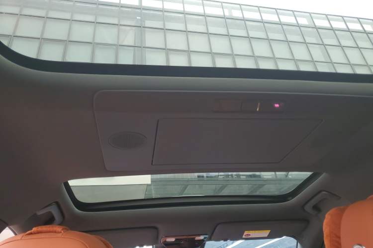 Used Li Auto L7 2024 Ultra Model Headliner