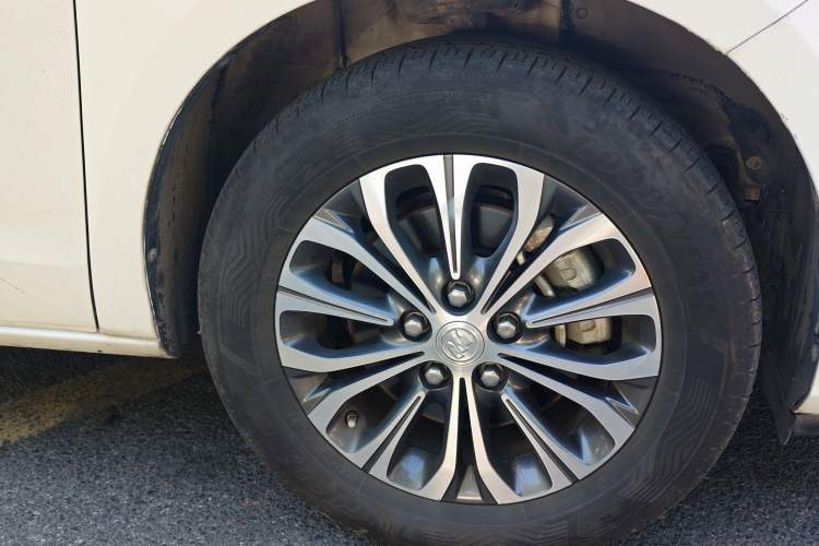 Used Buick GL8 2021 Land Cruiser Executive Class 652T Comfort Model