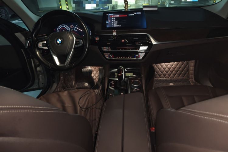 Used BMW 5 Series 2018 525Li Luxury Package Center Console