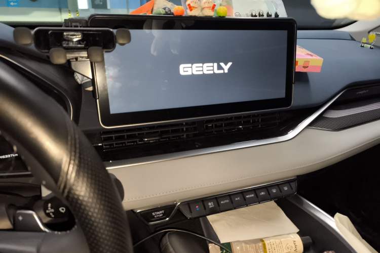 Used Geely Auto Preface 2023 2.0TD Prestige Version
