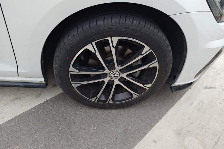 Used Volkswagen Golf 2018 280TSI Automatic R-Line Model
