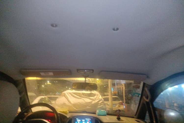 Used FORTHING Lingzhi 2013 M3 1.6L 7-Seater Luxury Model Headliner