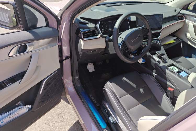 Used Lynk & Co 06 2023 Remix 1.5T Shero Driver Seat