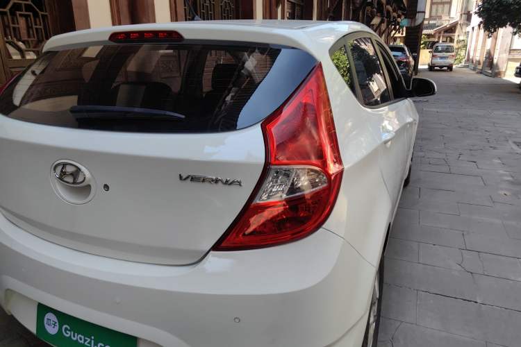 Used Hyundai Verna Ray 2014 1.4L Automatic GLX