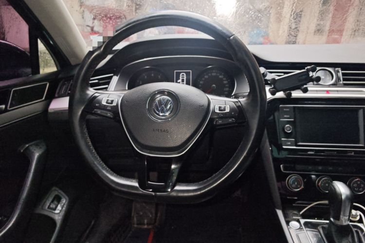 Used Volkswagen Magotan 2017 330TSI DSG Leading Model Steering Wheel