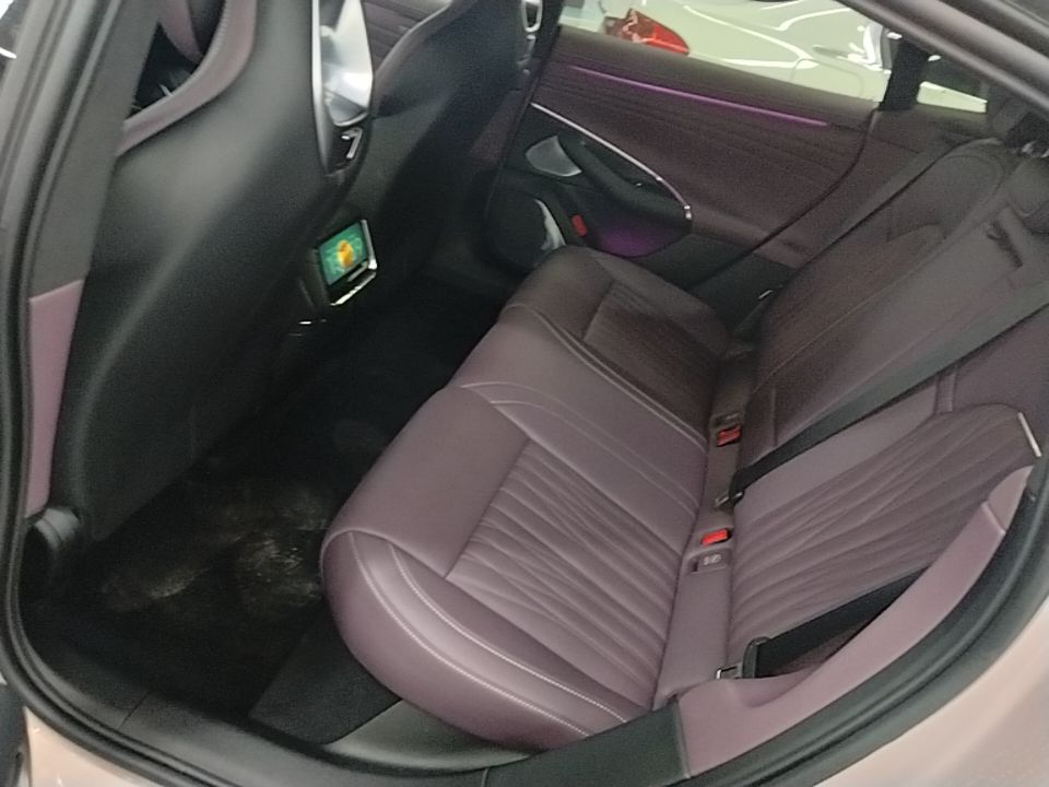 Xiaomi Auto SU7 2026 Model Max — снимка 20