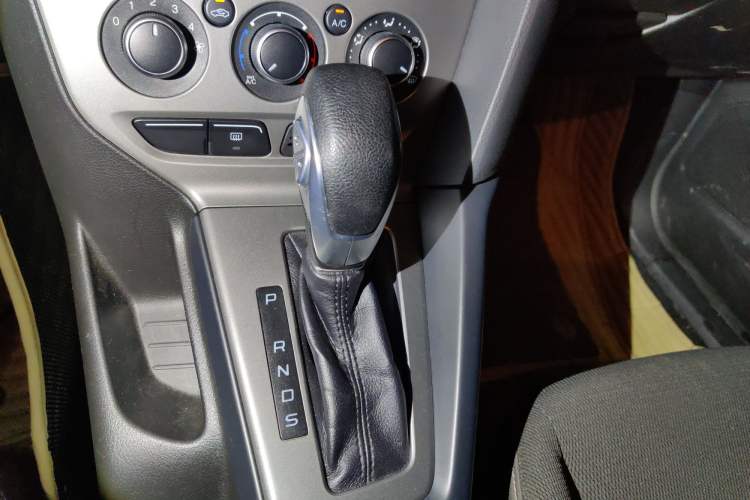 Used Ford Focus 2015 Hatchback 1.6L Automatic Comfort Model