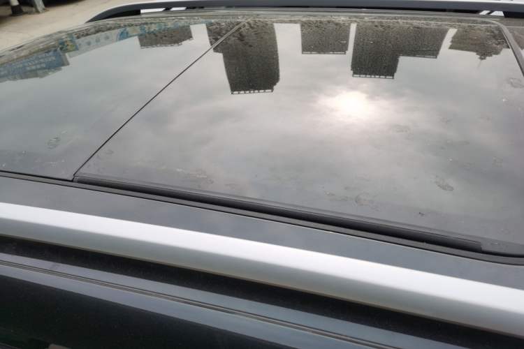 Used Volkswagen Tharu 2023 300TSI Two-Wheel-Drive Moonlight Edition
