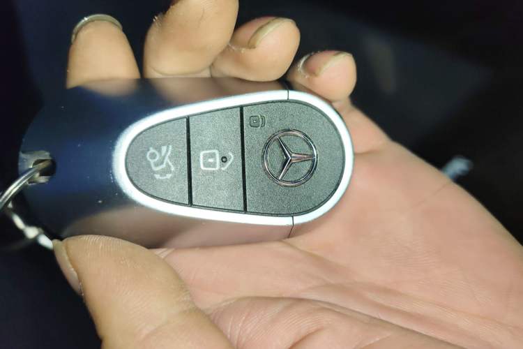 Used Mercedes-Benz E-Class 2024 Facelift E 260 L
