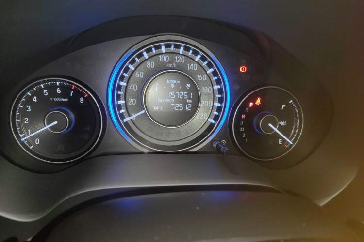 Used Honda Crider 2015 1.8L automatic luxury edition