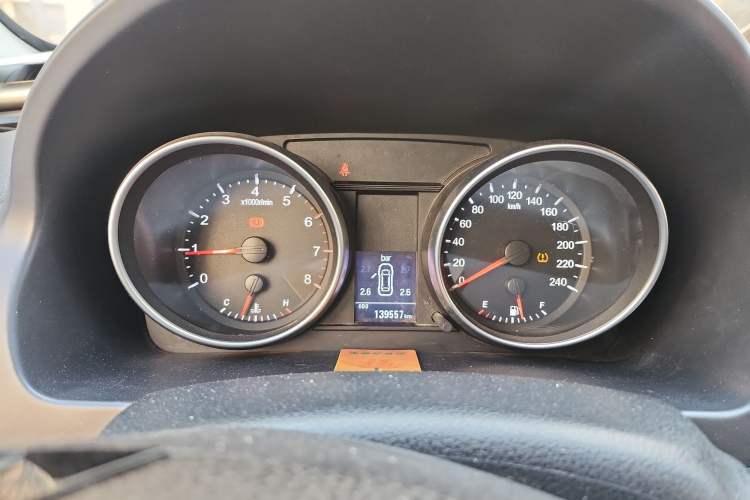 Used Haval H6 2013 Upgraded Model 1.5T Manual Two-Wheel Drive Elite Version