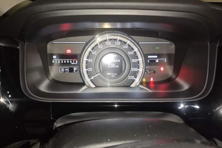Used Honda Elysion 2016 2.4L Supreme Edition Odometer Close Up