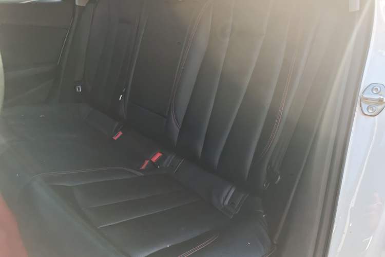 Used Audi A4L 2019 40 TFSI Ambition China VI Left Rear Seat