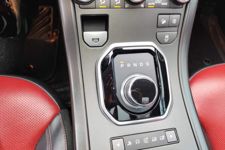 Used Land Rover Range Evoque 2018 240 PS SE DYNAMIC Smart Edition