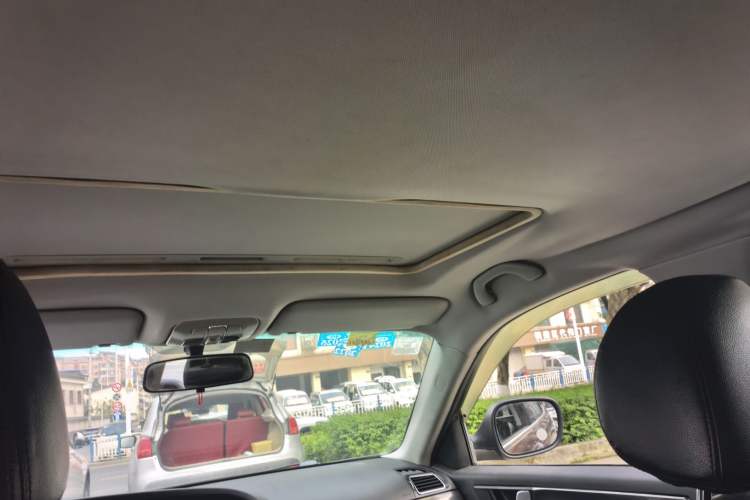 Used Brilliance V5 2012 1.5T Automatic Two-Wheel Drive Sport Version