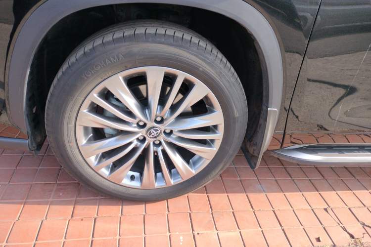 Used Toyota Highlander 2024 2.5L Smart Electric Hybrid Dual-Engine Four-Wheel Drive Prestige Version – 7 Seats
