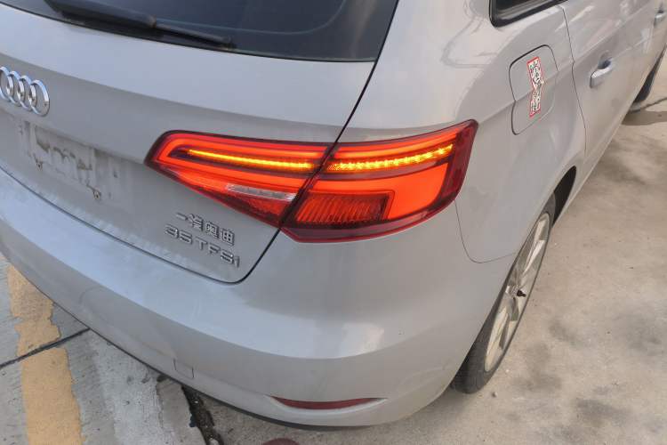 Used Audi A3 2018 30th Anniversary Edition Sportback 35 TFSI Ambition Model
