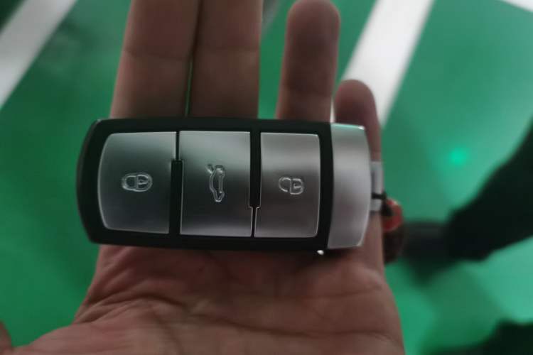 Used Volkswagen FAW-Volkswagen CC 2016 1.8TSI Luxury Model Vehicle Key