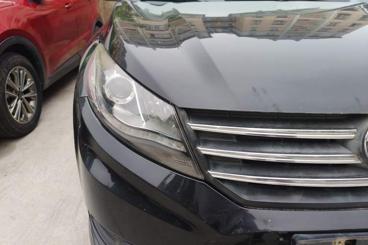 Used Dongfeng Fengon 580 2016 1.5T Manual Luxury Edition
