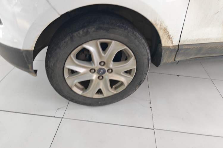 Used Ford EcoSport 2013 1.5L Automatic Fashion Model Exterior 4