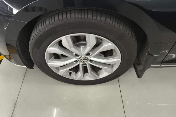 Used Volkswagen Magotan 2017 330TSI DSG Luxury Model