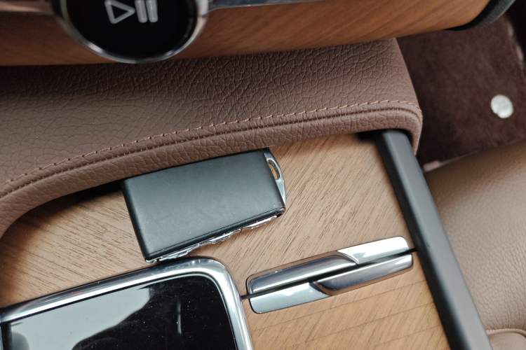 Used Volvo XC90 2022 B6 Zhiyi Luxury Edition 7-Seater