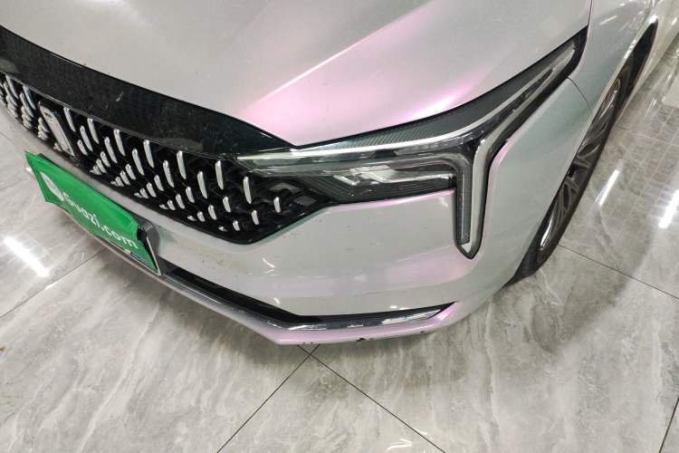 Used Bestune B70 2023 Third Generation 1.5T Automatic Enjoyment Version Left Front Headlight