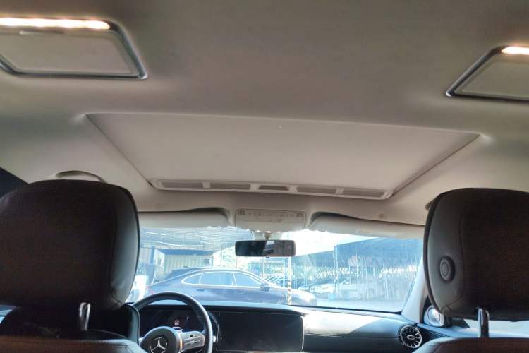 Used Mercedes-Benz E-Class 2019 E 200 L Sport Edition Headliner