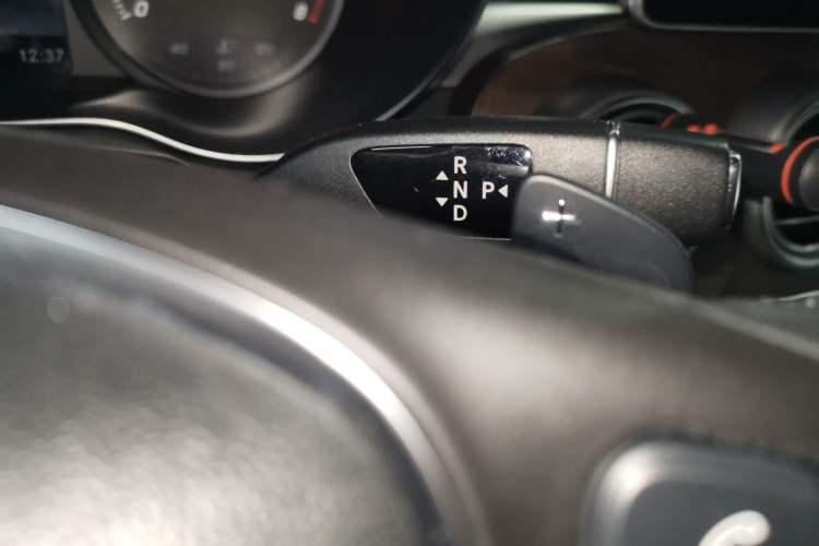 Used Mercedes-Benz GLC 2018 Refreshed GLC 300 4MATIC Dynamic Edition