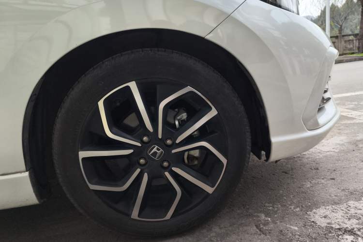 Used Honda LIFE 2021 1.5L CVT SPO-SS Dynamic Edition
