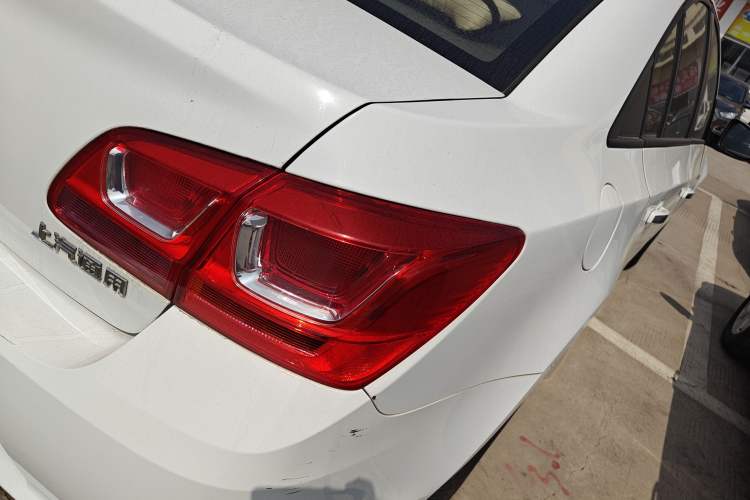 Used Chevrolet Cruze 2015 1.5L Classic SL MT
