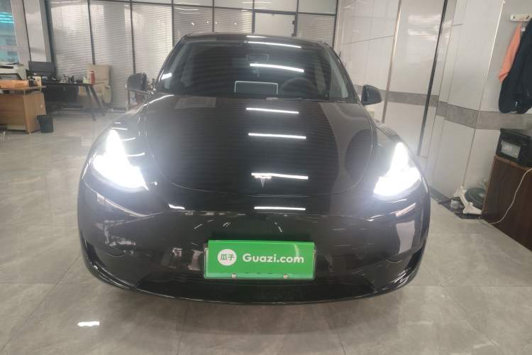Used Tesla Model Y 2023 Rear-Wheel-Drive Version