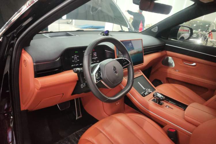 Used Hima AITO M7 2024 1.5T Intelligent Driving Rear-Drive Ultra Version 6 Seats Center Console