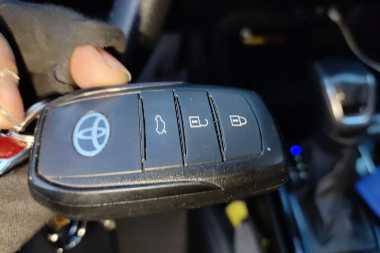 Used Toyota Camry 2024 Dual-Motor 2.0 HGVP Luxury Edition