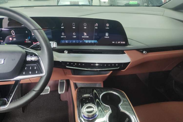 Used Cadillac OPTIQ 2024 Standard Range Version